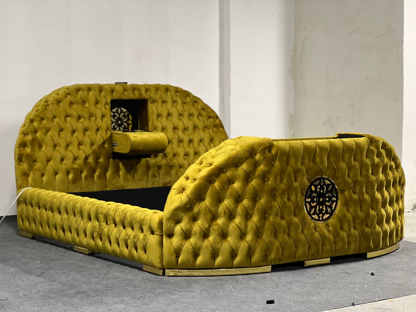 ROYAL BETT
